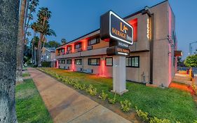 La Mirage Inn - Hollywood
